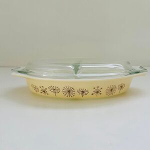 PYREX Dandelion Divided Casserole Dish 1.5 Qt. With Lid